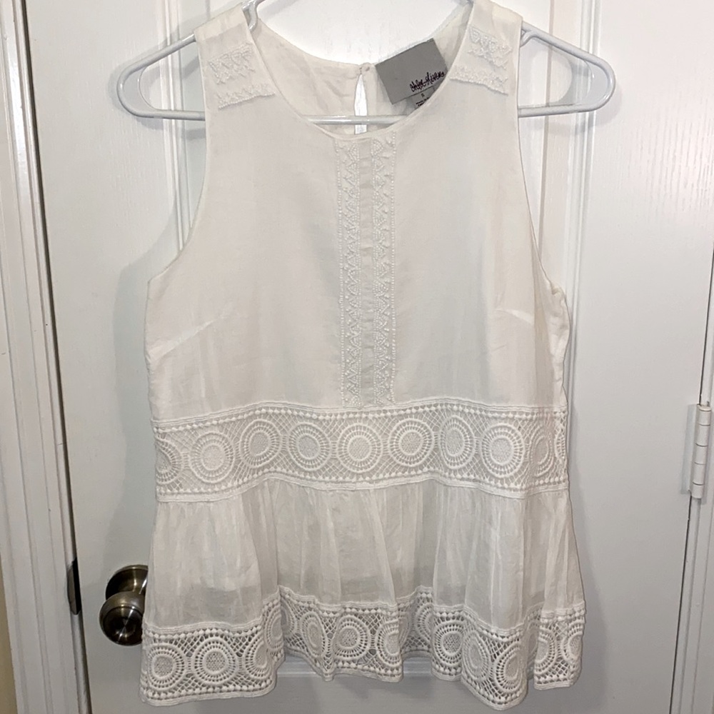 Lace beaded sleeveless top